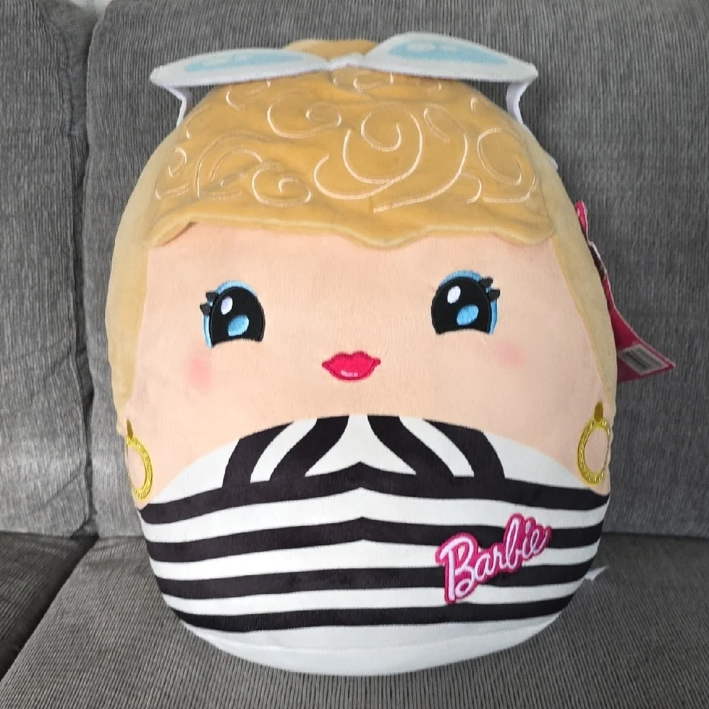 Barbie Cuutopia 14 Inch Plush Doll, NWT, Wearing Black And White‎ Swimsuit.